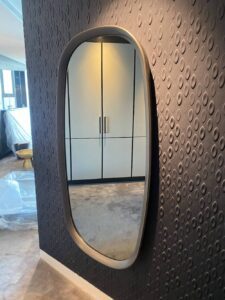 Mirror installation detail